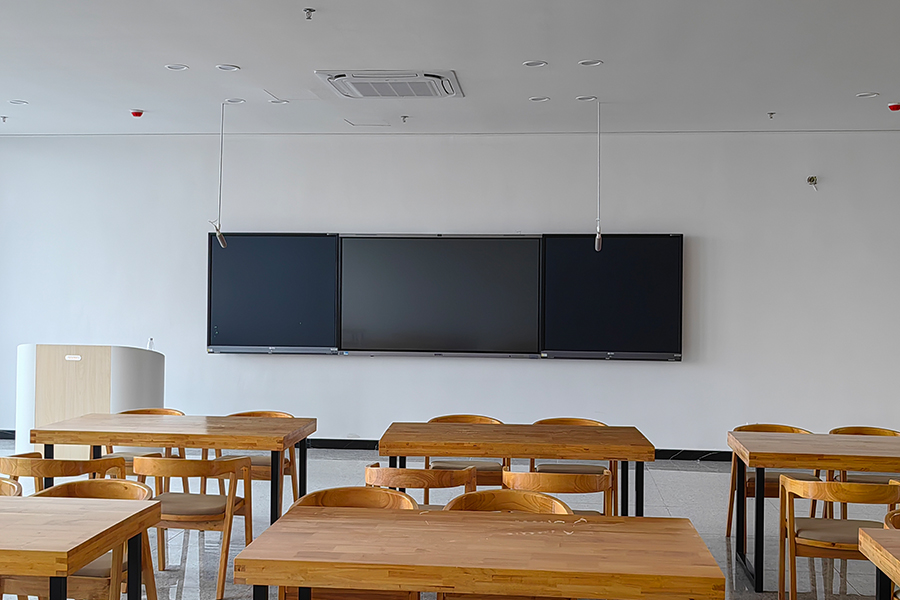 江西科技学院.jpg